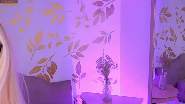 Snapshot of Misselektra__ chatting on September 15, 2025, 5:08 am Misselektra online show from September 15, 2025, 5:08 am