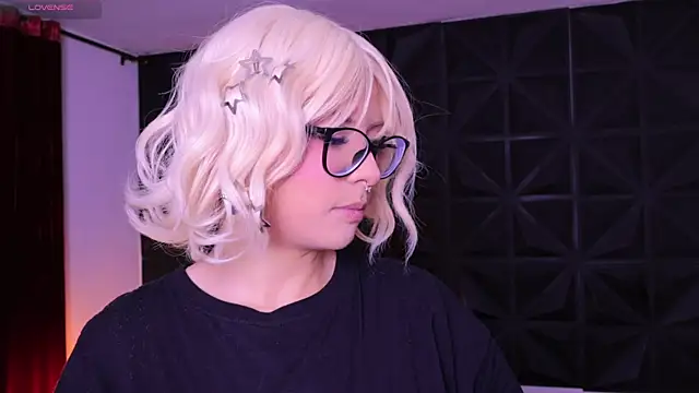 Snapshot of Misselektra__ chatting on March 14, 2025, 3:48 am Misselektra online show from March 14, 2025, 3:48 am