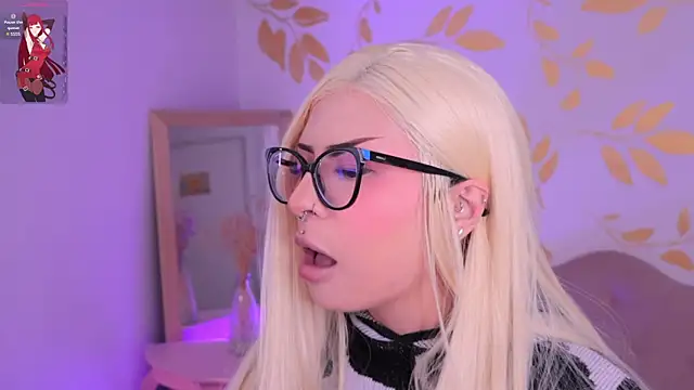 Misselektra   online show from December 2, 2025, 5:09 am