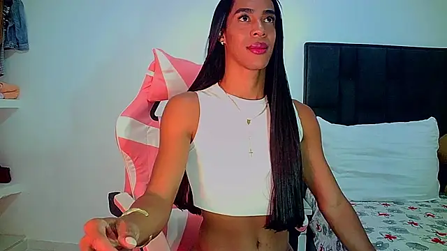 carmen14 online show from June 18, 2026, 4:00 am
