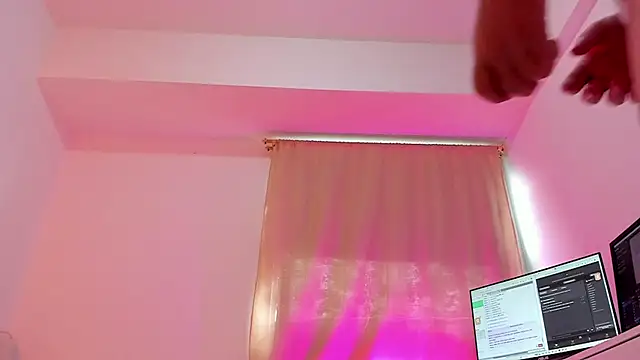 Snapshot of soyamandaa_ chatting on October 13, 2025, 7:04 pm soyamandaa online show from October 13, 2025, 7:04 pm