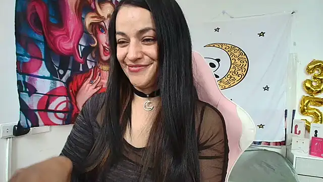 Snapshot of LovelyAzucena chatting on August 5, 2026, 3:06 pm LovelyAzucena online show from August 5, 2026, 3:06 pm
