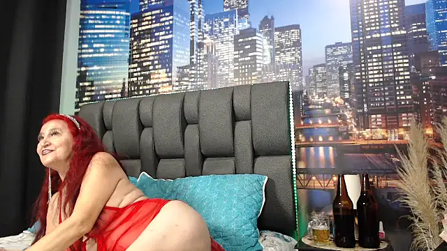 Lucy mature8 online show from April 28, 2026, 3:16 pm
