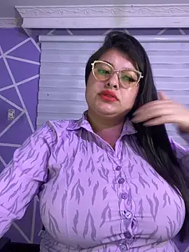 MiiaaJoness online show from February 3, 2026, 4:32 am