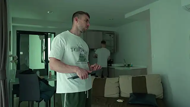 enjoy me online show from February 8, 2026, 1:47 am