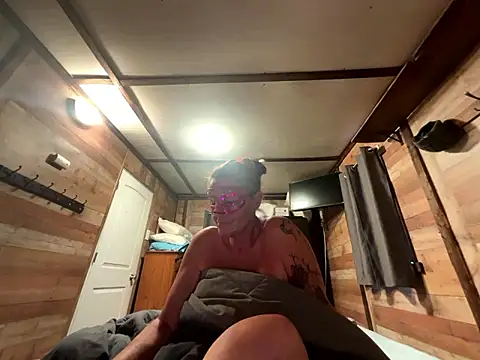 prainxxx22 online show from January 14, 2026, 7:17 pm