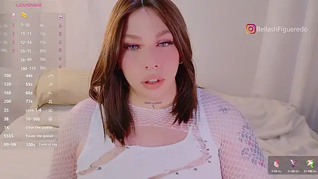 Snapshot of IsabellaFigueredo__ chatting on February 13, 2025, 10:43 pm IsabellaFigueredo online show from February 13, 2025, 10:43 pm