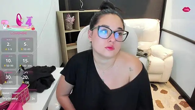 CelesteBrucee online show from February 8, 2025, 5:29 am