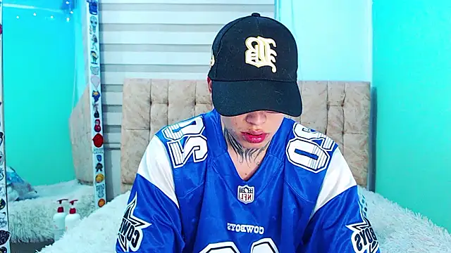  justinmoon2 online show from March 2, 2026, 5:08 am