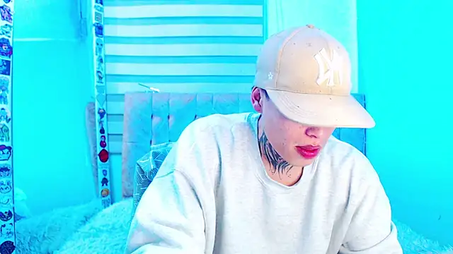  justinmoon2 online show from June 20, 2026, 3:11 am