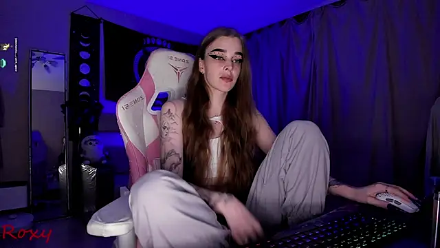 Snapshot of wet_dream_ chatting on October 20, 2025, 4:40 pm wet dream online show from October 20, 2025, 4:40 pm