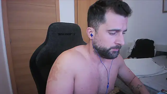 alex877x online show from October 9, 2025, 9:10 am