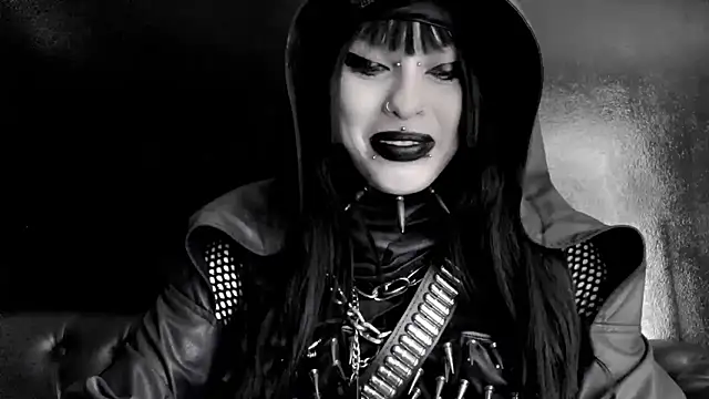 XXIOUX online show from May 6, 2026, 4:44 pm