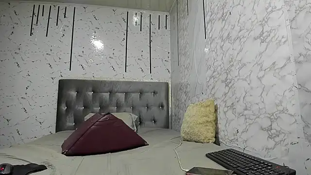 Snapshot of kelleysinedd chatting on November 14, 2025, 3:48 pm kelleysinedd online show from November 14, 2025, 3:48 pm