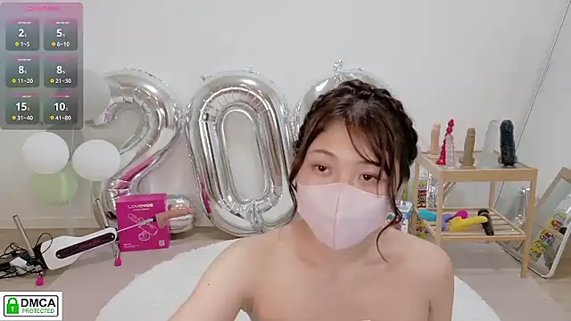 Snapshot of SUZU_ chatting on June 19, 2026, 12:55 pm SUZU online show from June 19, 2026, 12:55 pm