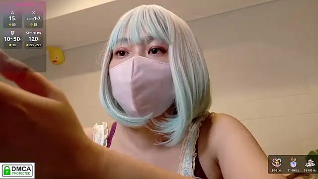 Snapshot of SUZU_ chatting on June 11, 2026, 12:13 pm SUZU online show from June 11, 2026, 12:13 pm