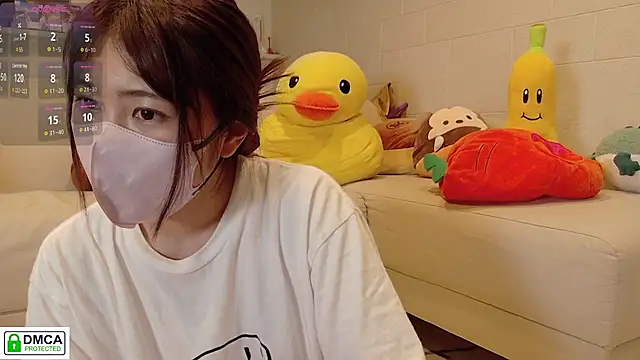 Snapshot of SUZU_ chatting on July 28, 2026, 12:45 pm SUZU online show from July 28, 2026, 12:45 pm
