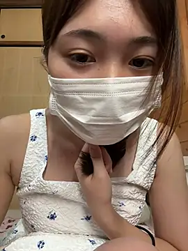 Snapshot of SUZU_ chatting on July 29, 2026, 1:10 pm SUZU online show from July 29, 2026, 1:10 pm