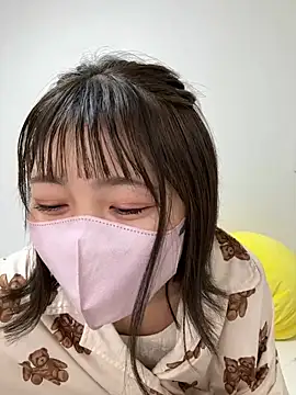 SUZU  online show from March 9, 2025, 12:42 pm