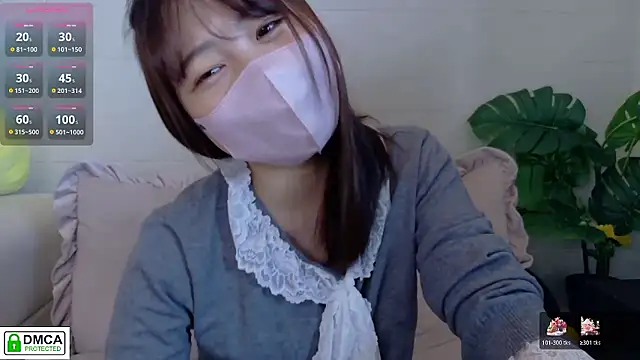 Snapshot of SUZU_ chatting on May 22, 2026, 4:10 am SUZU online show from May 22, 2026, 4:10 am