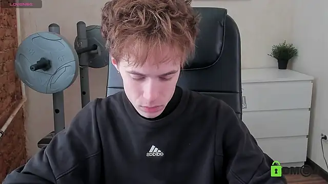 Snapshot of _tokyo_ghoul chatting on October 18, 2025, 7:32 am tokyo ghoul online show from October 18, 2025, 7:32 am