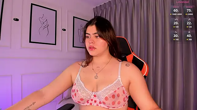 Snapshot of veronica185 chatting on November 8, 2025, 3:21 am veronica185 online show from November 8, 2025, 3:21 am