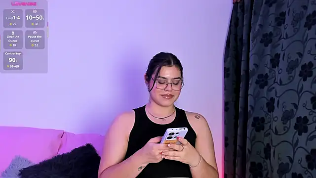Snapshot of veronica185 chatting on July 23, 2026, 3:59 am veronica185 online show from July 23, 2026, 3:59 am