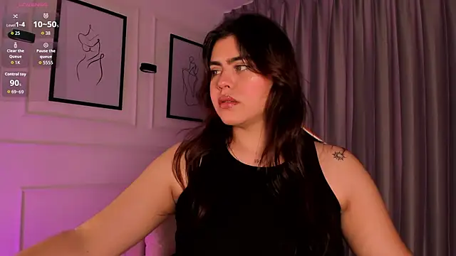 Snapshot of veronica185 chatting on October 24, 2025, 2:43 am veronica185 online show from October 24, 2025, 2:43 am