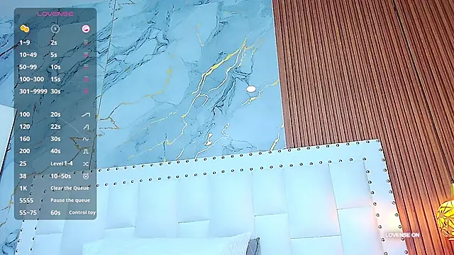 Snapshot of littlee_emilyy_ chatting on January 29, 2025, 9:12 am littlee emilyy online show from January 29, 2025, 9:12 am