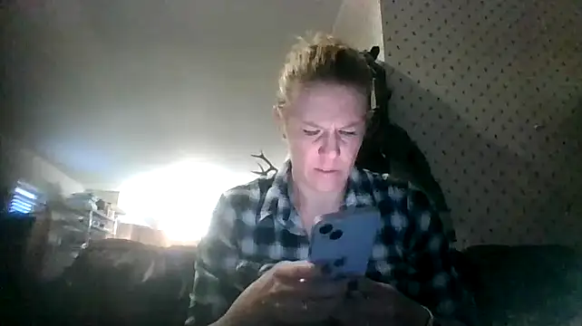 lisamatty4601 online show from January 18, 2025, 11:00 pm
