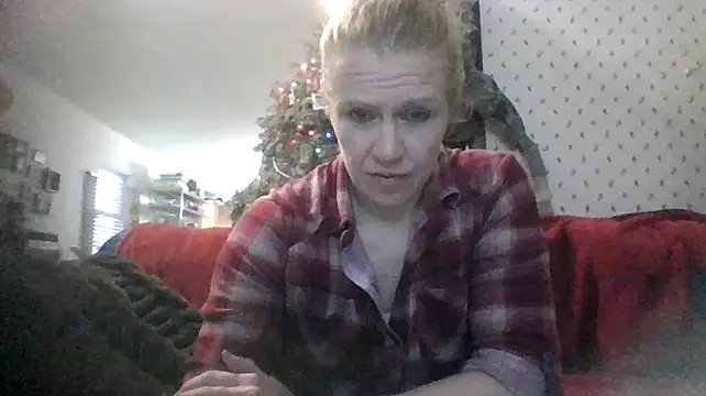 lisamatty4601 online show from December 28, 2024, 10:55 pm