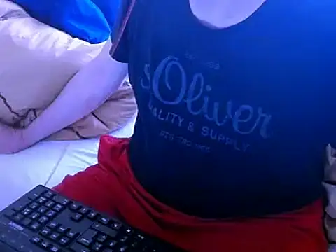 Snapshot of HornyRalfi55 chatting on March 11, 2025, 3:45 pm HornyRalfi55 online show from March 11, 2025, 3:45 pm