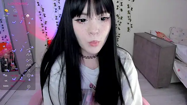 SelenaCute online show from March 4, 2025, 5:11 am