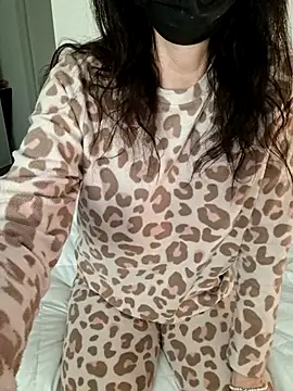 Snapshot of Silvia_Zeno chatting on February 19, 2026, 4:20 am Silvia Zeno online show from February 19, 2026, 4:20 am