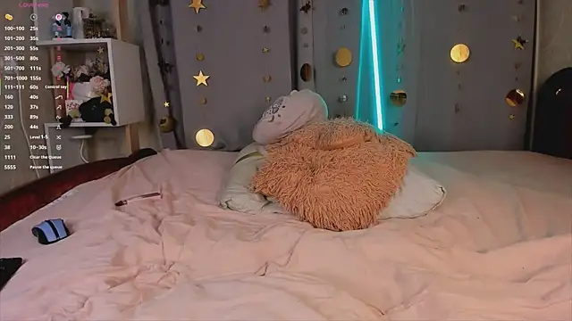 Jess Lui online show from February 22, 2026, 3:31 am