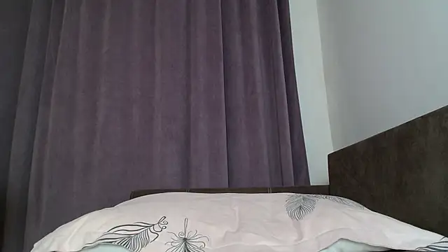 LadyMilfxxx online show from October 11, 2025, 4:13 am