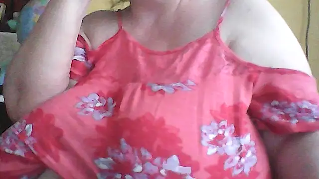 Nataliesbestjuggs online show from May 9, 2026, 9:56 am