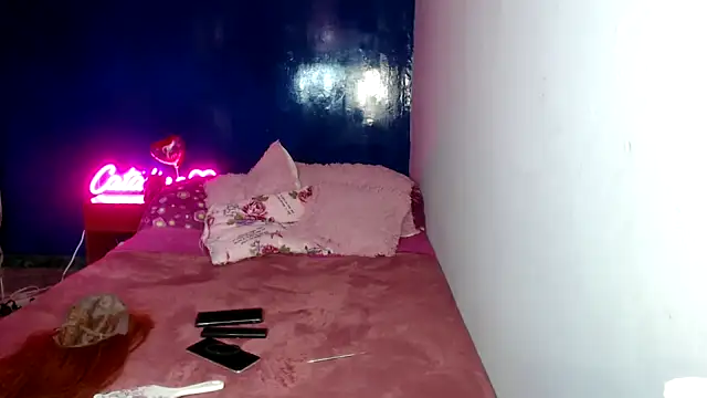 Snapshot of AnnieSexDoll chatting on February 1, 2025, 7:34 pm AnnieSexDoll online show from February 1, 2025, 7:34 pm