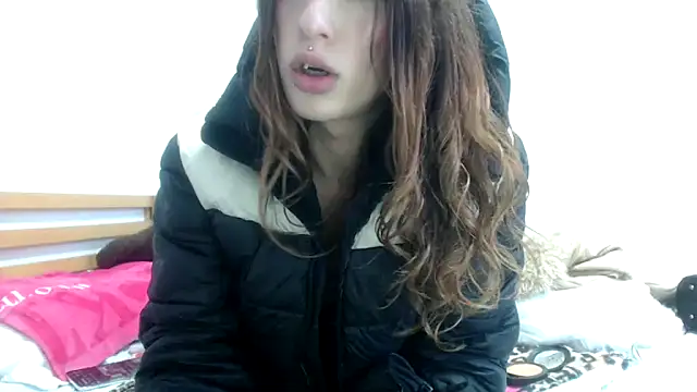 Snapshot of AnnieSexDoll chatting on January 6, 2026, 8:40 am AnnieSexDoll online show from January 6, 2026, 8:40 am