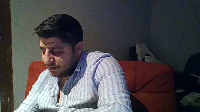 Snapshot of erkekkkadam chatting on April 8, 2026, 11:28 pm erkekkkadam online show from April 8, 2026, 11:28 pm
