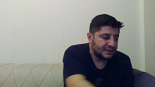 erkekkkadam online show from February 3, 2026, 4:56 pm