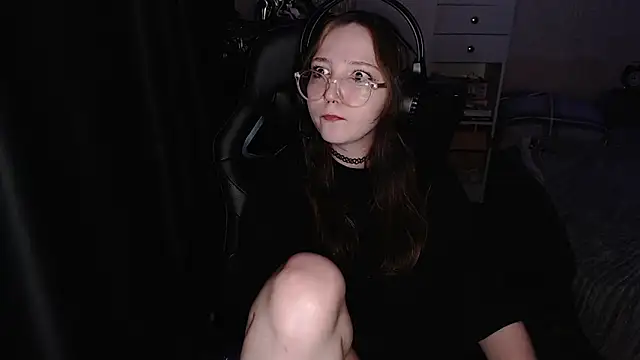 Snapshot of AmeliaKamishiro chatting on November 30, 2025, 1:01 pm AmeliaKamishiro online show from November 30, 2025, 1:01 pm