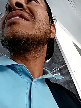 cachorro0527 online show from March 28, 2026, 4:52 pm