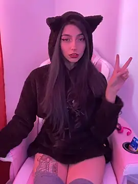 Snapshot of Felicia_smok3 chatting on June 14, 2026, 2:40 pm Felicia smok3 online show from June 14, 2026, 2:40 pm