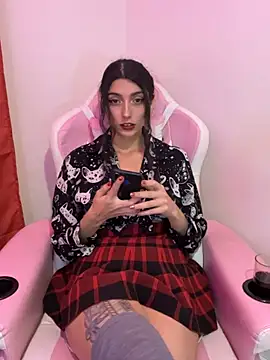 Snapshot of Felicia_smok3 chatting on June 22, 2026, 3:01 am Felicia smok3 online show from June 22, 2026, 3:01 am