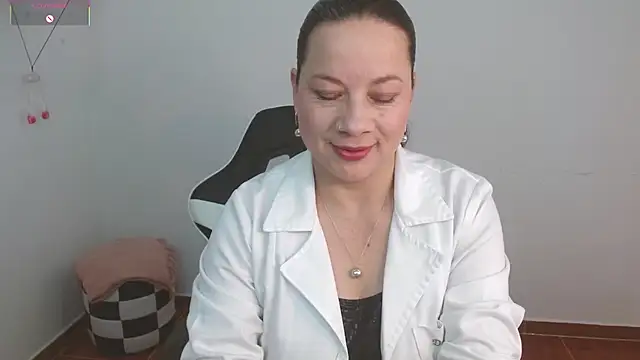 Snapshot of Sex-Psychology chatting on July 9, 2026, 8:30 pm Sex-Psychology online show from July 9, 2026, 8:30 pm