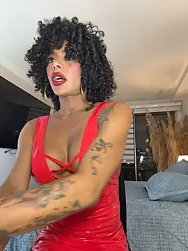 Snapshot of HOT_LADY_777 chatting on June 13, 2026, 3:15 am HOT LADY 777 online show from June 13, 2026, 3:15 am