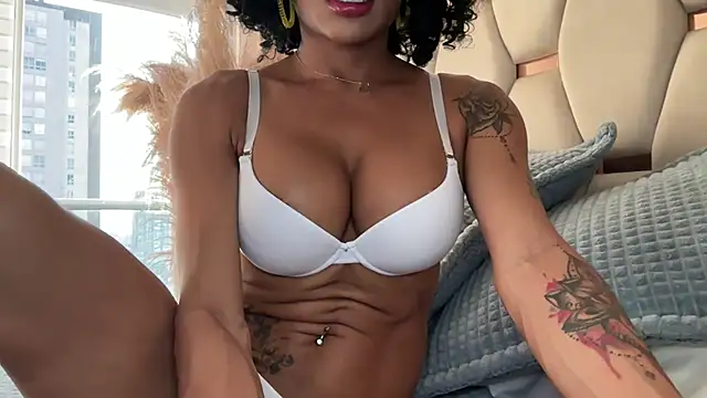 Snapshot of HOT_LADY_777 chatting on July 28, 2026, 11:17 am HOT LADY 777 online show from July 28, 2026, 11:17 am