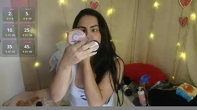 lovely trix online show from March 26, 2026, 6:39 pm