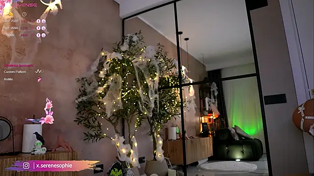 Serene Sophiex online show from October 17, 2025, 9:27 pm